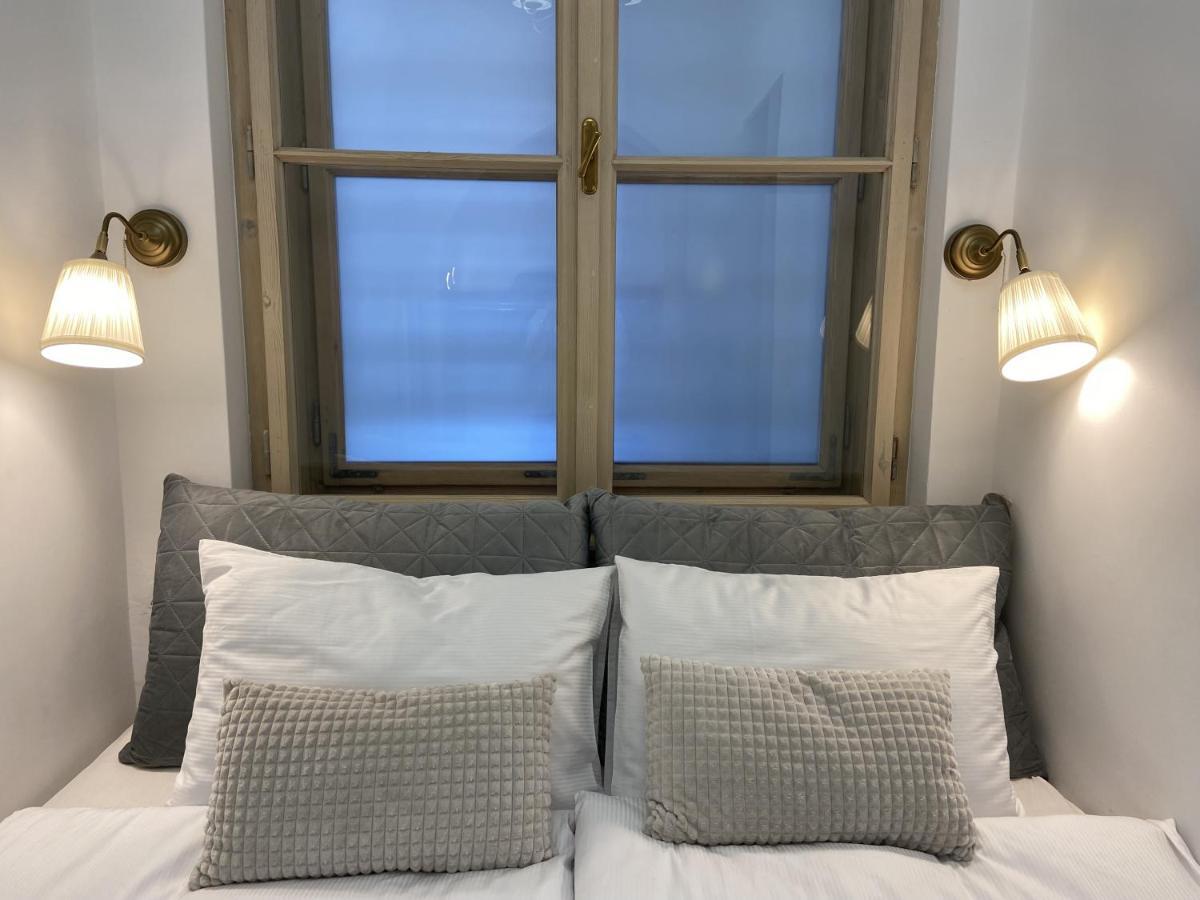 Apartment Breg - Old Town River *